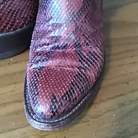 LARRY MAHAN SNAKE BOOTS. 8 - Picture 4 of 7